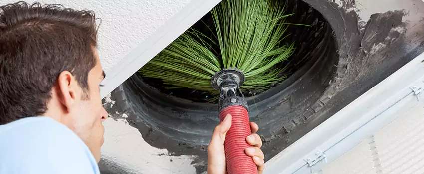 Clogged Air Duct Cleaning Process in Terrebonne, QC