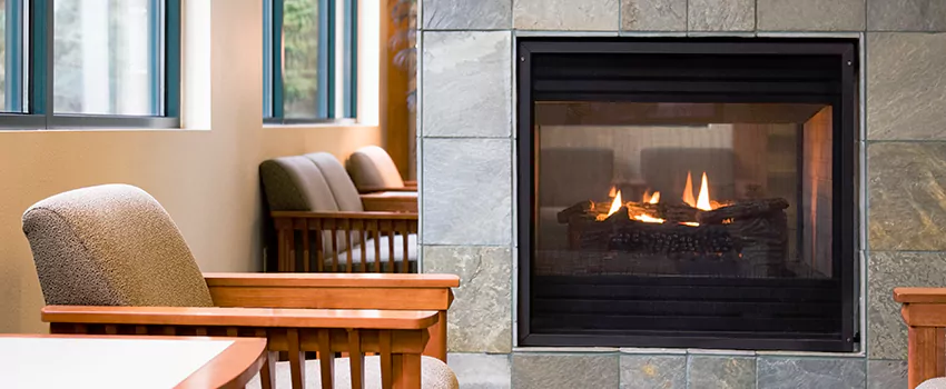 Smoky Effect Electric Fireplace Logs in Terrebonne, Quebec