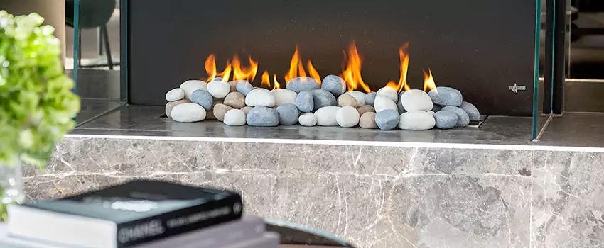 Double-Height Fireplace Design Refurbishment in Pointe-aux-Prairies, Quebec